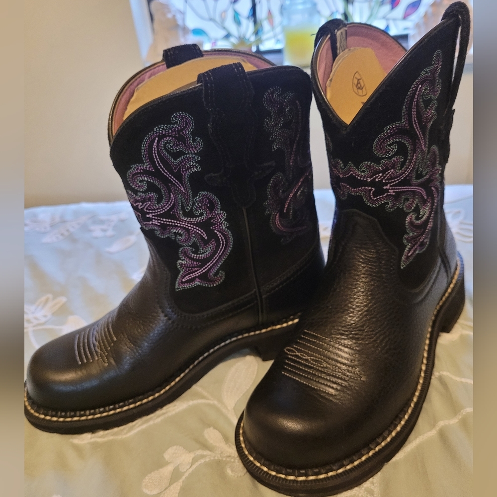 Ariat Women’s Fatbaby Western Boots Size 6.5
